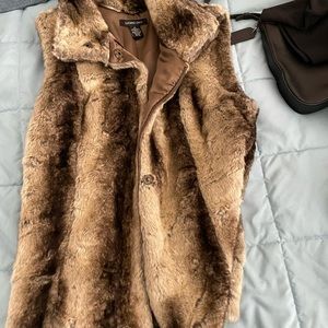 Fur vest